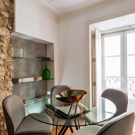 Living Bairro Alto II Apartment ลิสบอน ภายนอก รูปภาพ